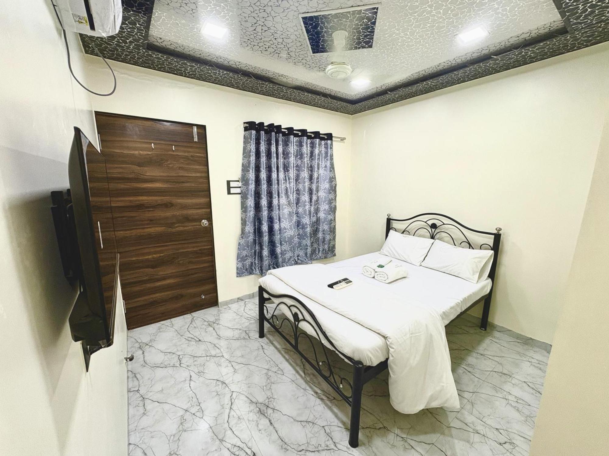 Deep Bhavani Resort Karjat Eksteriør billede